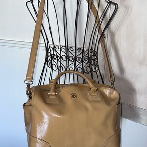 Tory Burch Glossy Camel Shoulder Bag